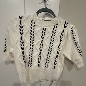 Commense White and Black Cable Knit Sweater